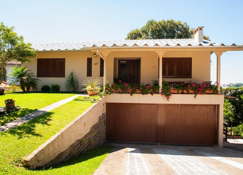 Cozy House in Bento Gonçalves - RS - Image 1