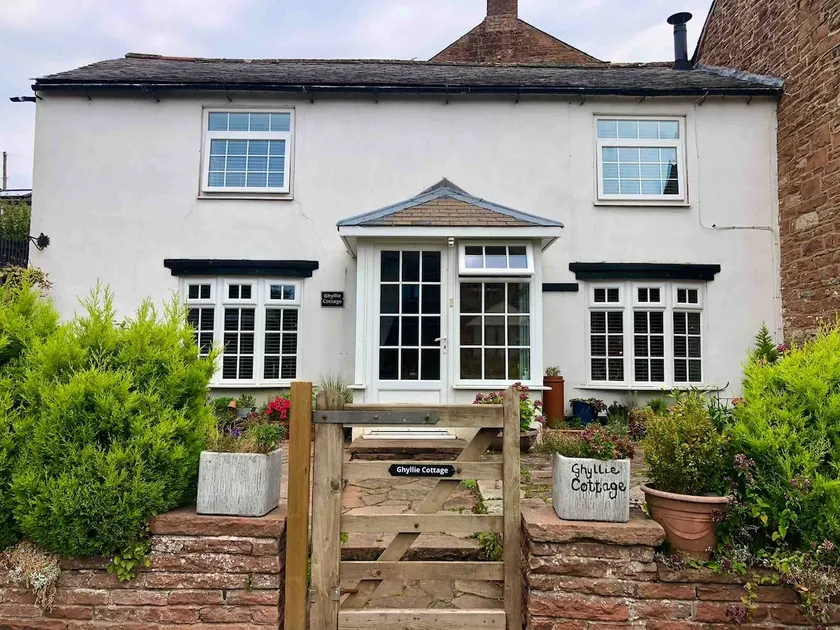 Ghyllie Cottage - Image 1