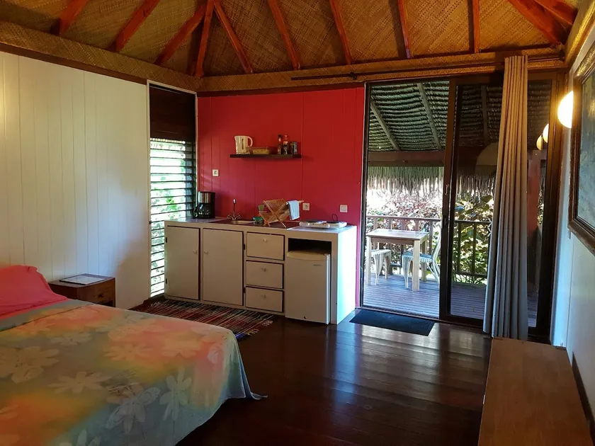 Bungalow with beach access Fare Tokoau - Image 1