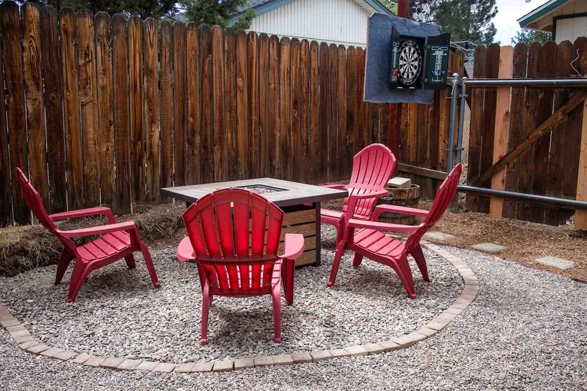 Modern Cabin - Firepit - Dogs Stay Free - GAS BBQ - Image 1