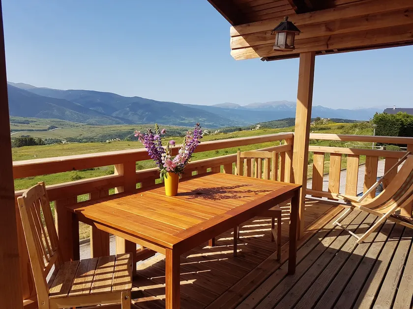 Chalet Rouge Sorbier - Image 1
