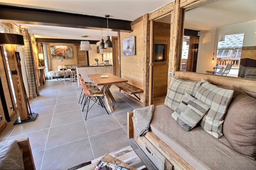 Luxury apartment in the center 3 bedrooms / 2 bathrooms - Image 1