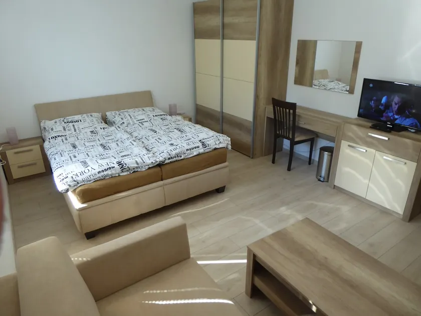 GUT2 modern apartm. 47m2 for 2 & families wash. m. - Image 1