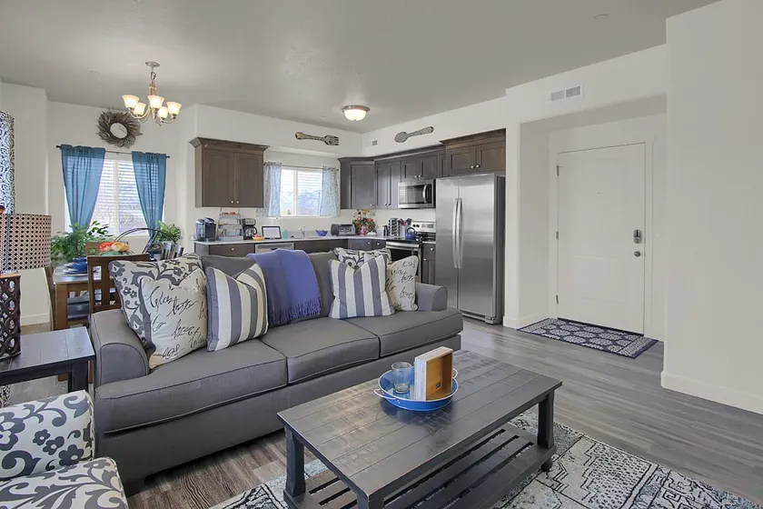 ✔️Fabulous Luxury Apt ✔️ Clean, Safe, Private✔️ - Image 1
