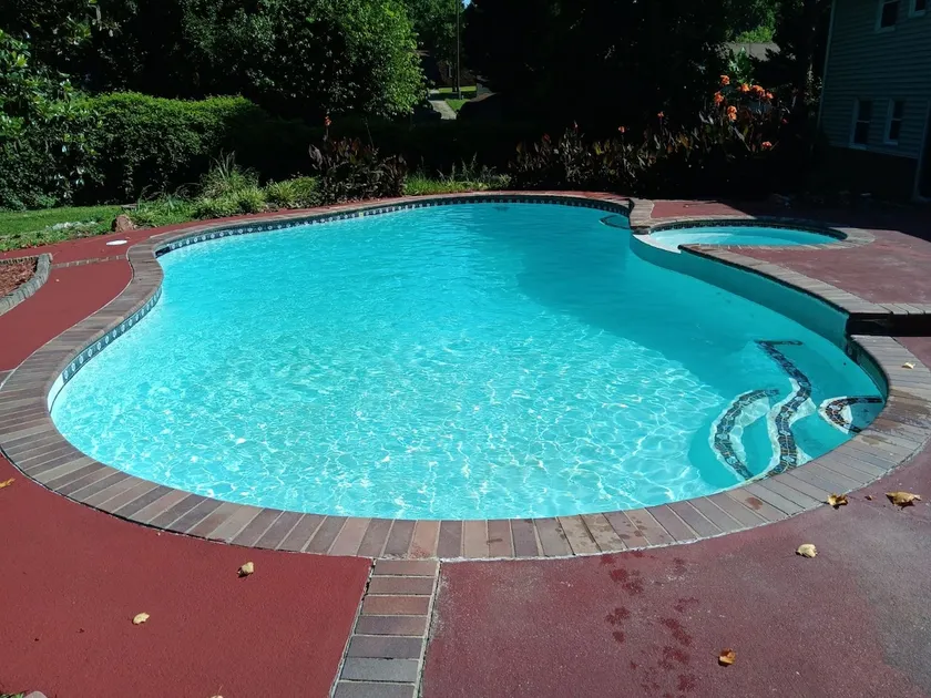 Theater, heated pool/hot tub near HPU/Market - Image 1