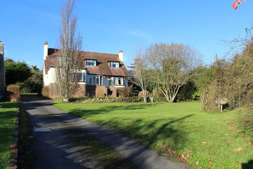 Wayside, Bridport - A spacious private apartment. - Image 1