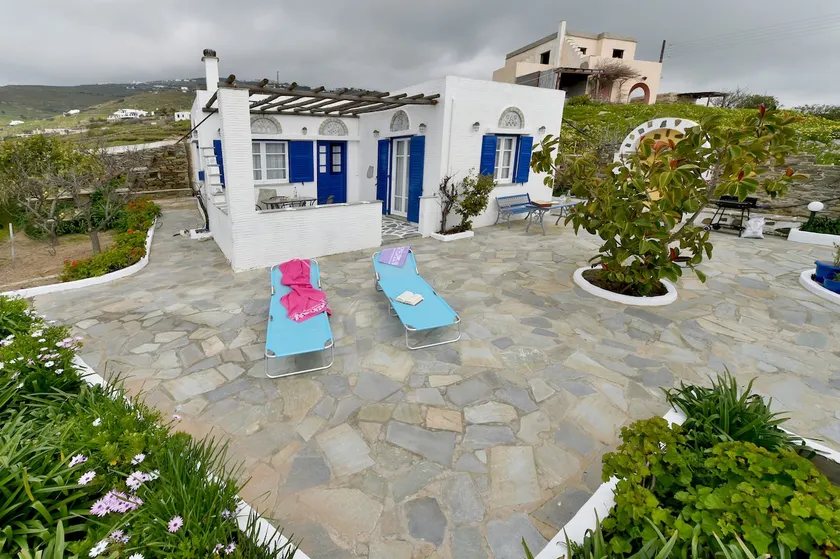 White & Blue House Tinos island - Image 1