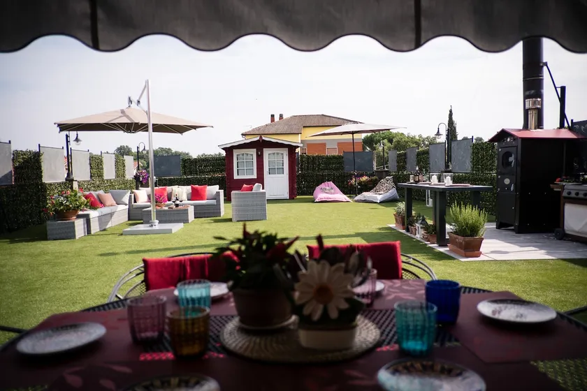 EVERGREEN TERRACE- Terrazza privata di 200mq arredata - Image 1