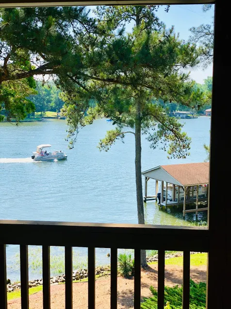 Lake Gaston Home - Waterfront - ”our happy place” - Image 1