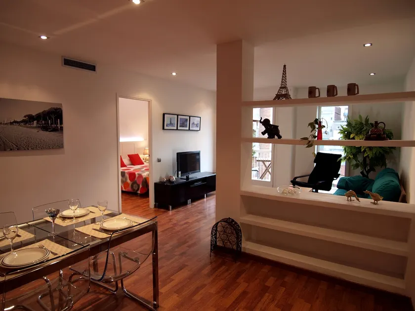 3Luxury downtown BCN....Sagrada Familia - Image 1