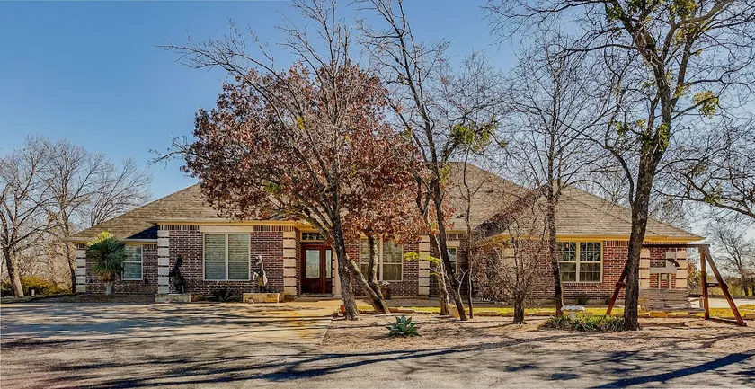 Stampede Ranch House - Country living in the city - Image 1