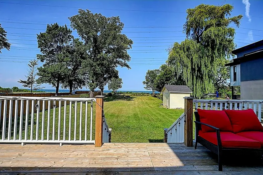 Beach House Oasis • Fastwifi • Firepit • LargeYard - Image 1