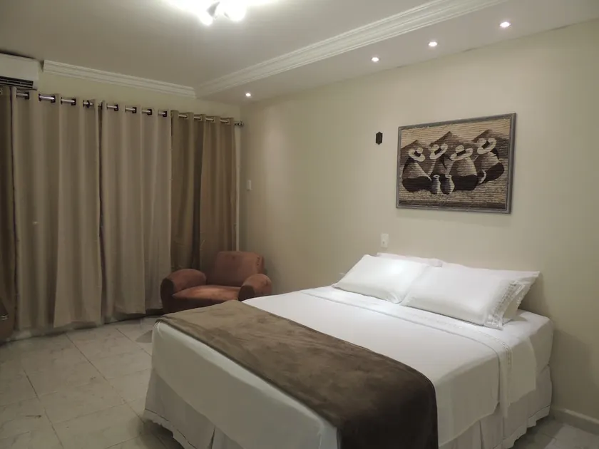 Flat no Centro - Cond. Ajuricaba - Image 1