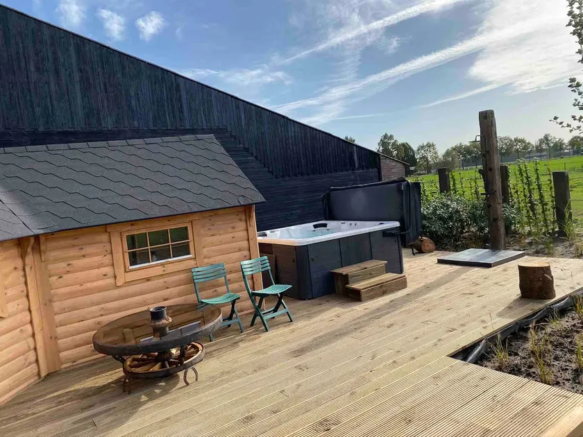 The Zandhoef, Luxury Finnish Kota with private Jacuzzi - Image 1