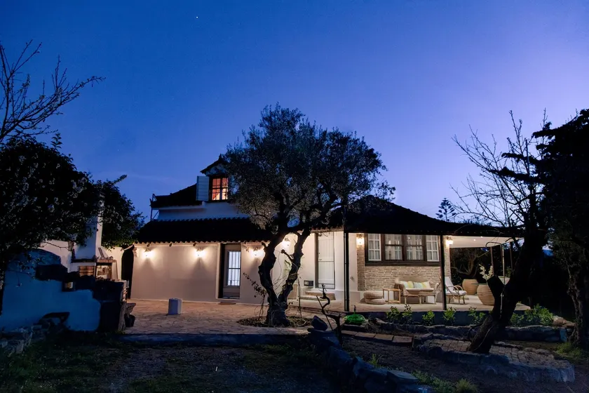 Vartan's Summer House - Image 1