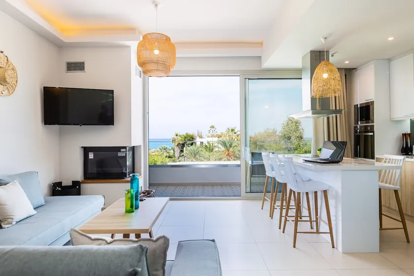 Adelhome - Sea view & walking distance to beach! - Image 1