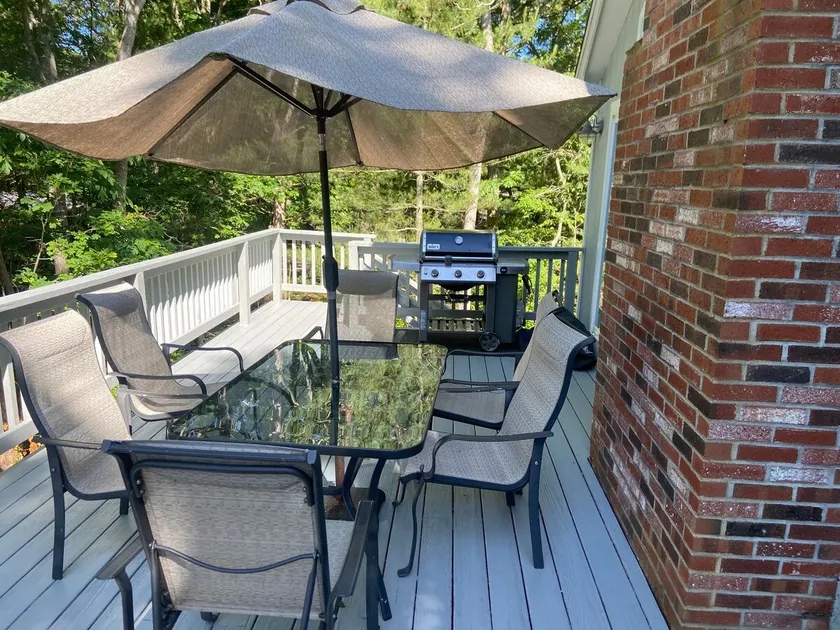 Charming 5-Bedroom Ranch - Waquoit Bay - Image 1