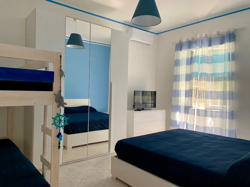 ⛱In the center of Scauri, a short walk from the sea + parking - Image 1
