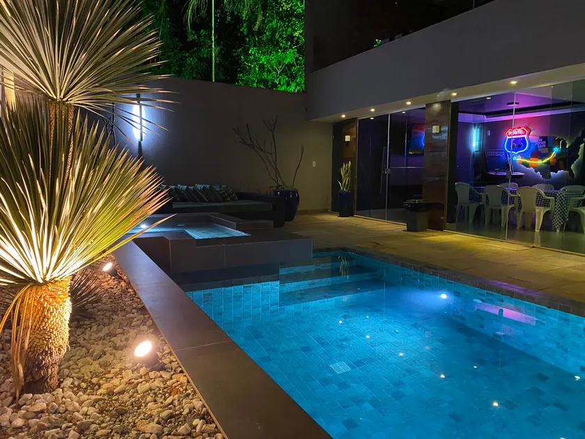 House with Swimming Pool in the João VI neighborhood, Muriaé-MG - Image 1