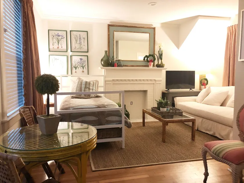 Hundred Oaks Retreat - Image 1
