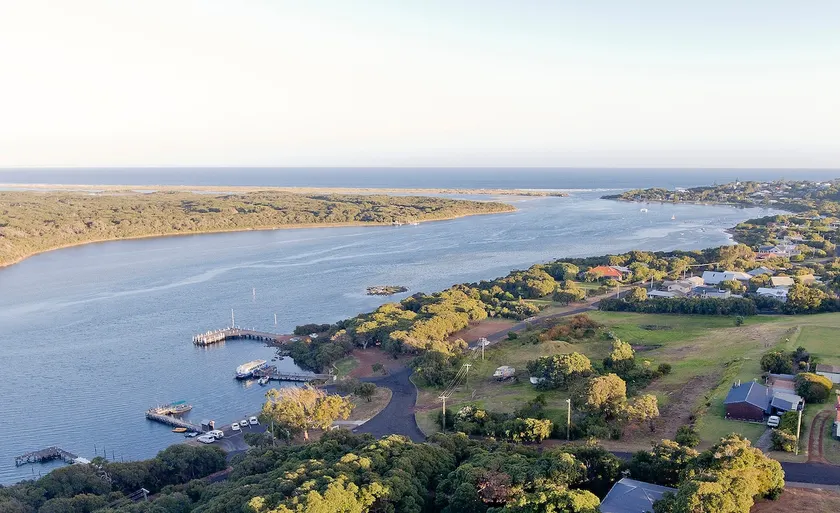 Paradise View - Image 1