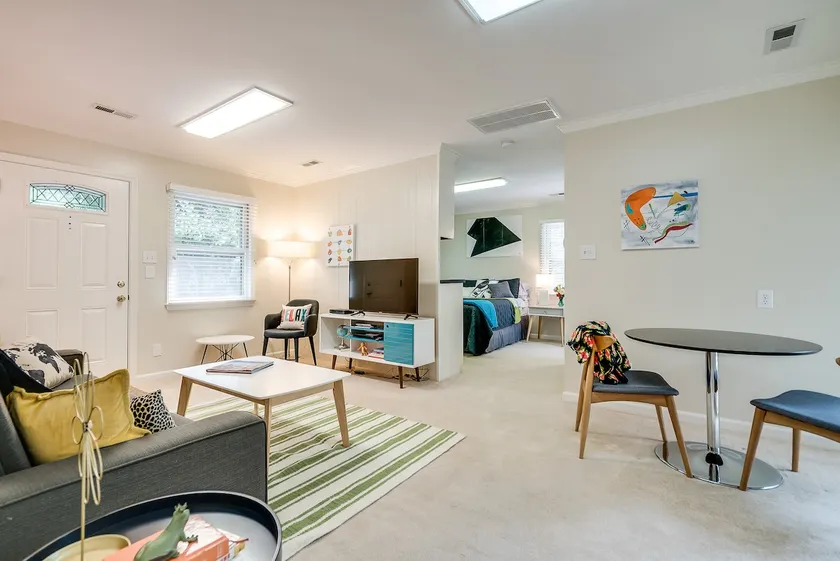 Apartment Retrohaven - Image 1