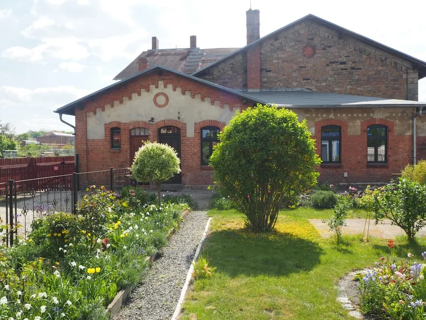 Engine Shed - Image 1
