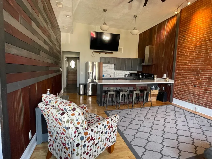 Park Place - 2 bedrooms overlooking Gibson Park - Image 1