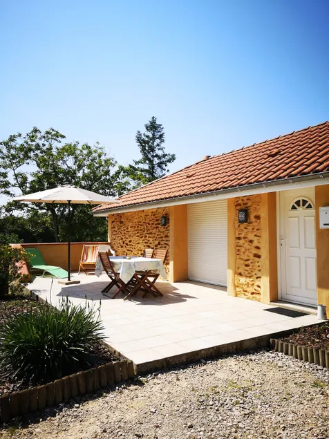 Quiet renovated house - Image 1