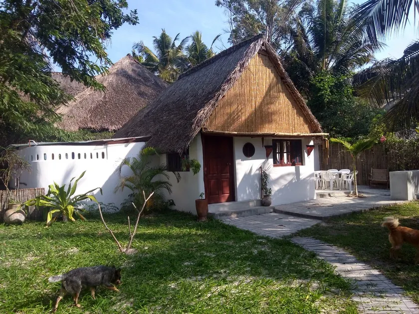 Beach Cottage - Image 1