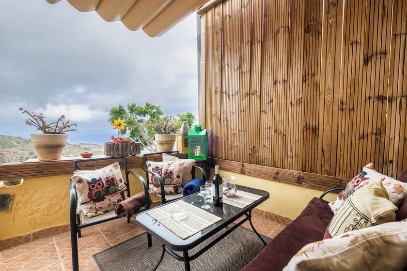 Casa de férias \"Carmela\" com vistas fantásticas para o mar, terraço e Wi-Fi - Image 1