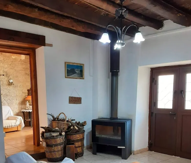 John' s House in Omodos - Image 1