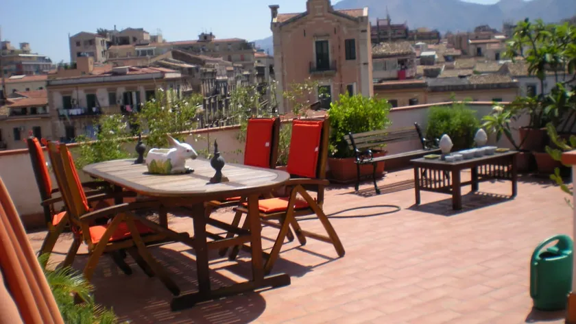 Hotel Vecchio Borgo - Image 1