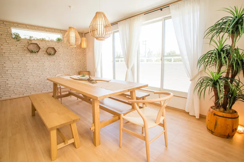 A luxurious location with an ocean view from a natural healing house by the★ beach with soft sunlight - Image 1