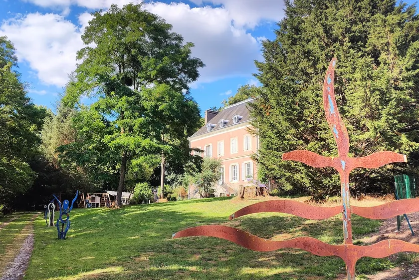 Charming old apartment 74 m² • 3 bedrooms/2 bathrooms • Voie Verte - Image 1
