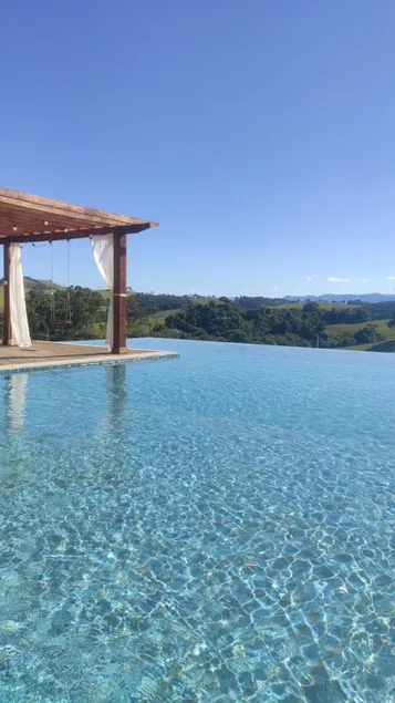 Chalet with Hydro and Pool! - Image 1