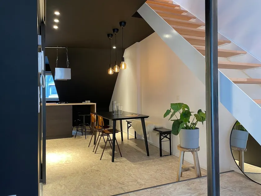 Duplex in the historic heart of Liège - 3rd floor - Image 1