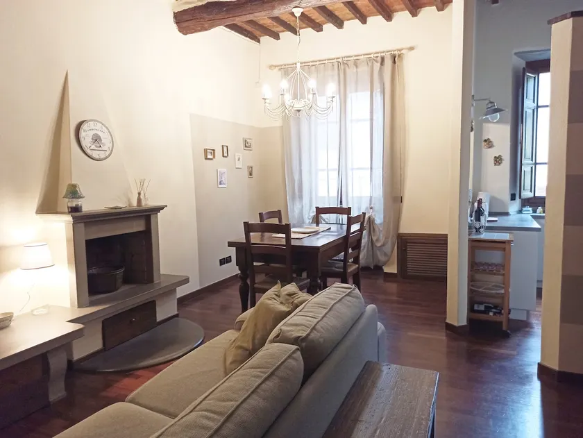 Pretty and cozy house with a Tuscan flavor - Image 1