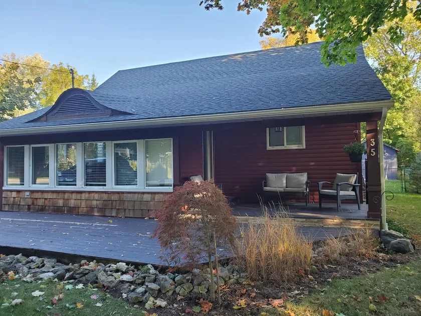 Amberpine Lodge - Image 1
