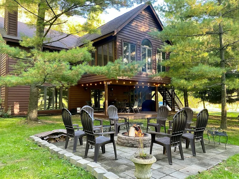 Rustic Acres Cabin & Springs - Image 1