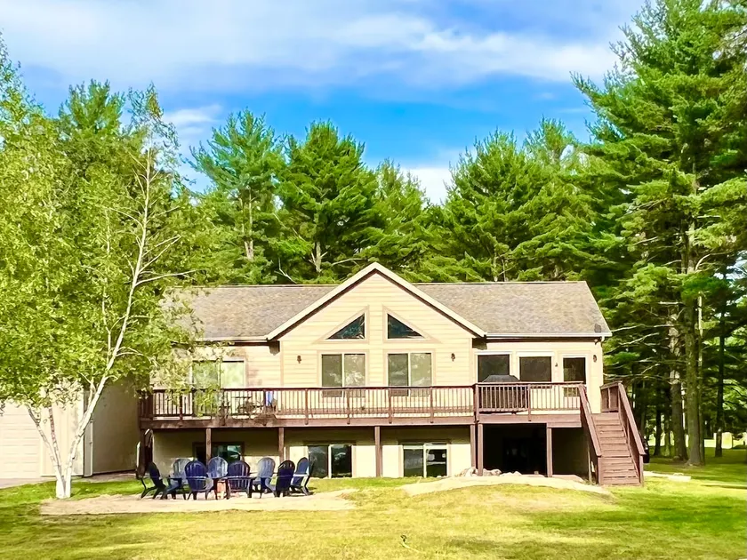 Lakeview Cabin|Dells 35 Min|Near Beach|Bar|Dogs OK - Image 1