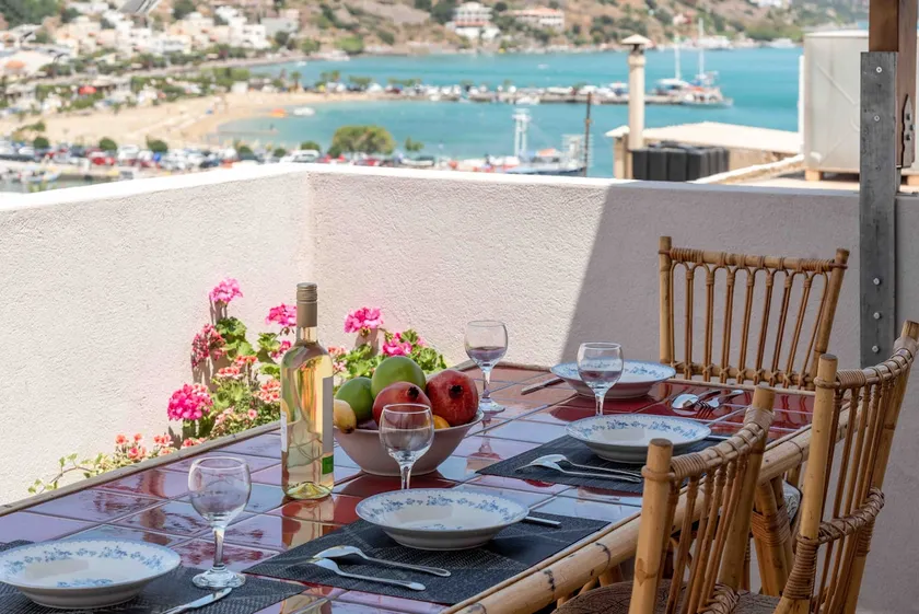E.Berdufi Apartament Sea View - Image 1