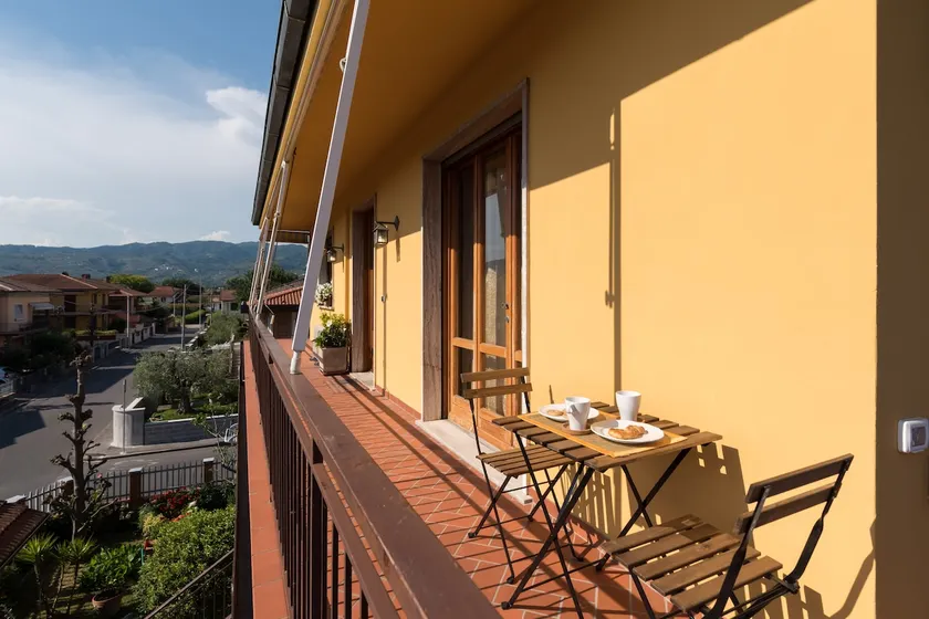 Elegant house near Montecatini - Image 1