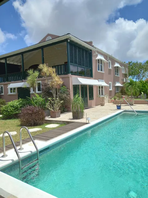 Luxury Countryside 2 Bedroom Apartment with Pool. - Image 1