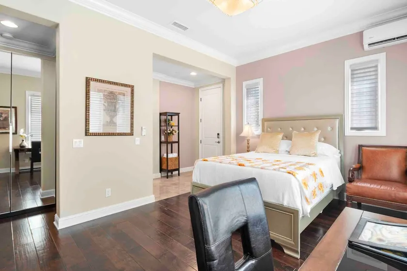 Resort Style Guesthouse Beach Irvine Spectrum UCI - Image 1