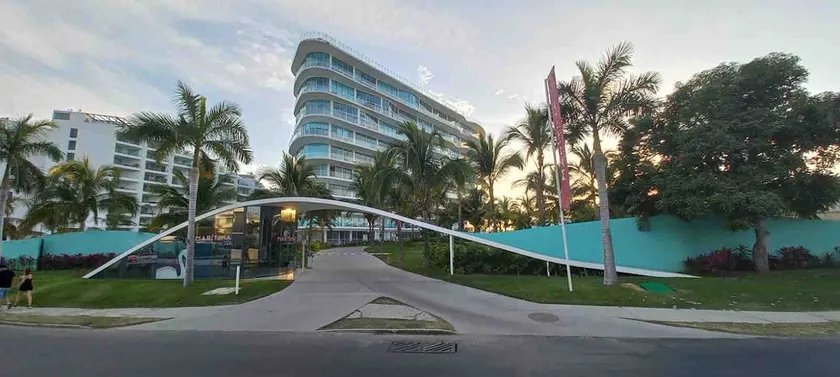 Luxury Apartment Maritima Beach - Image 1