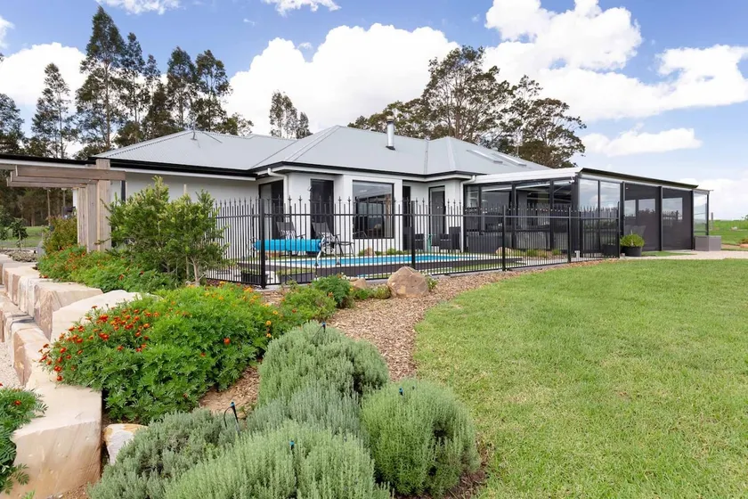 Jasmine Lodge - Idyllic home with pool, mtn views - Image 1