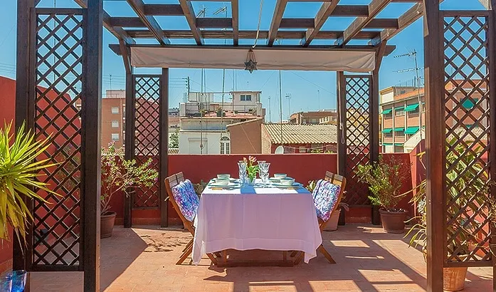 Beautiful House with terrace - Image 1