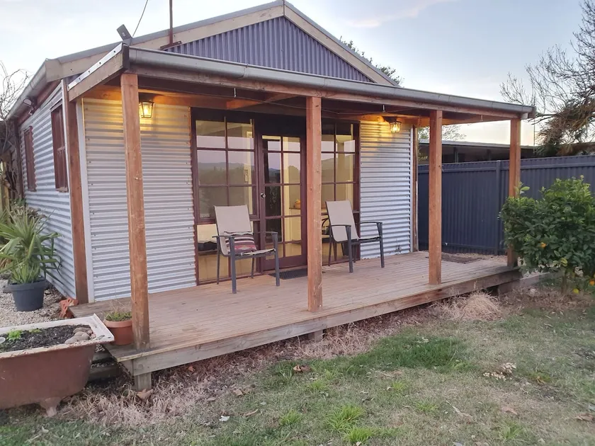 Beautiful Bungalow with a view - Image 1