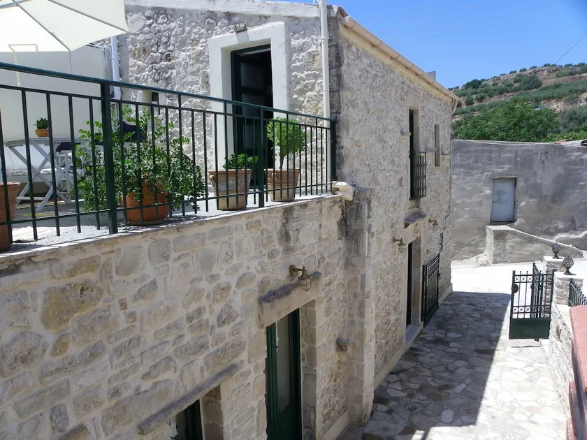 Traditional house in the village! - Image 1